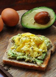 
                    
                        15 Flat Belly Breakfasts // wonderful for quick meals and snacks too #protein #clean #healthy
                    
                
