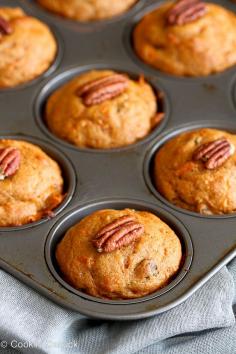 
                    
                        Whole Wheat Carrot Muffin...Only 178 calories and 5 Weight Watchers points.  These are great for a healthy on-the-go breakfast or afternoon snack. | cookincanuck.com #vegetarian #recipe
                    
                