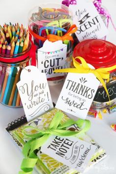 
                    
                        Printable Teacher Appreciation Gift Tags. Simply print and attach to your gift. Great ideas- pencils, scissors, note pad, sweets, etc. #print #teacher #gift skiptomylou.org
                    
                