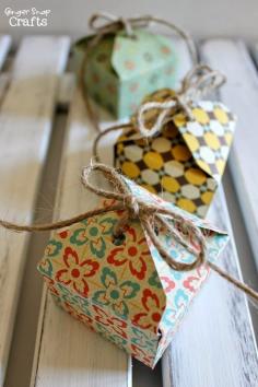 
                    
                        Tiny Gift Boxes with We R Memory Keepers Envelope Punch Board {tutorial}
                    
                