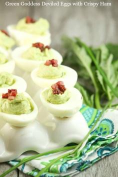 
                    
                        These are the best deviled eggs! Green Goddess Deviled Eggs with Crispy Ham Low Calorie Low Fat Healthy
                    
                