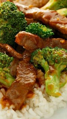 
                    
                        Easy Beef and Broccoli Recipe ~ Delivery isn't as easy, or as good, as this quick stir-fry!
                    
                