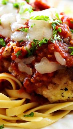 
                    
                        Chicken Parmesan ~ simple and packed with yummy flavor!
                    
                