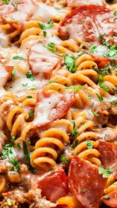 
                    
                        One Pot Pizza Pasta  Super quick, easy, and tasty... The pasta cooks right in the saucy liquid, saving you from cleaning more than one pan for the entire dish. Kids and adults alike adore this simply yummy pasta.
                    
                