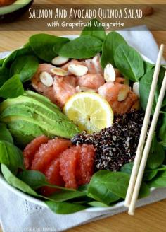 
                    
                        Healthy Salmon and Avocado Quinoa Salad with Grapefruit Vinaigrette | Del's cooking twist
                    
                