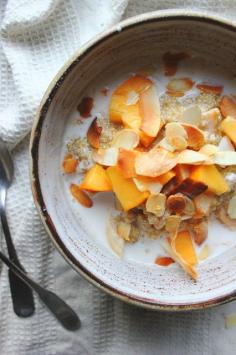 Quinoa, Persimmon & Almond Porridge A nutritious breakfast containing some of my favorite foods!