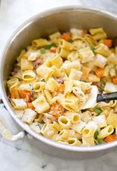 ONE POT SWEET POTATO BACON AND SAGE PASTA~ substituting roasted butternut squash for s.p.
