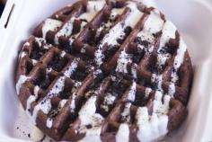 
                    
                        The Donut and Waffle Hybrid From DK Donuts Come in a Variety of Flavors #dessert trendhunter.com
                    
                