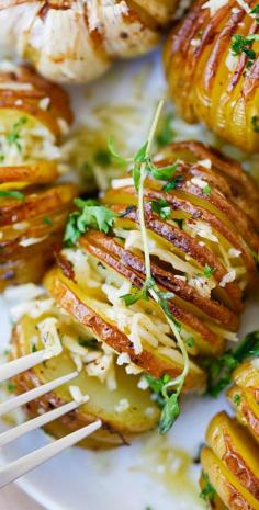 
                    
                        Parmesan Roasted Potatoes – the easiest and BEST roasted potatoes with Parmesan cheese, butter and herbs. SO good you’ll want it every day | rasamalaysia.com
                    
                