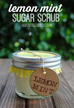 
                    
                        Lemon mint sugar scrub - only 5 ingredients and perfect for gifts!
                    
                