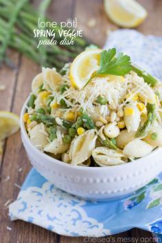 
                    
                        {One Pot} Spring Veggie Pasta Dish
                    
                