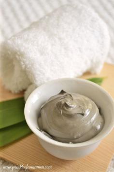 
                    
                        Clay face mask - Effective clay face mask to treat pimples and acne that works wonders. Be consistent to achieve best results. #clay #mask #diy #beauty  www.sprinkleofcin...
                    
                