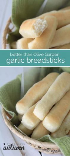 BEST GARLIC BREADSTICK RECIPE | these homemade garlic breadsticks are even better than The Olive Garden version! Step-by-step photos make it easy to make them at home.