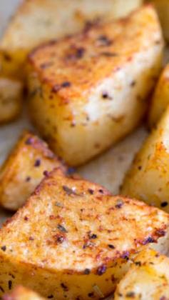 
                    
                        Favorite Way to Roast Potatoes ~ with the easiest seasonings
                    
                