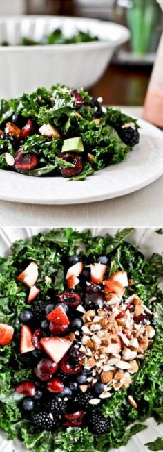 
                    
                        Triple Berry Kale Salad - the way I learned to actually like kale! I howsweeteats.com
                    
                