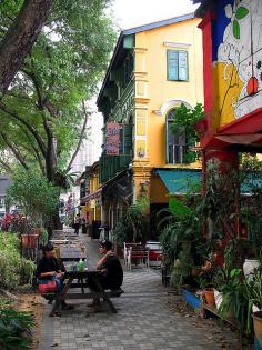 
                    
                        Blu Jaz Cafe, Bali Lane, Kampong Glam, Sinapore. If you're into live jazz, or just want to visit a bar with a bit more Bohemian feel, Blue Jaz is the place for you.
                    
                