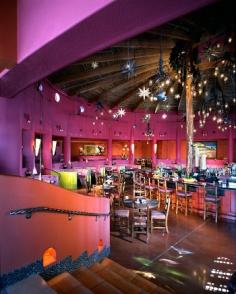 
                    
                        Bienvenidos! Las Vegas’ finest Mexican restaurant. Agave features a truly authentic experience with its lavish contemporary Latin décor and its flavorful cuisine.
                    
                