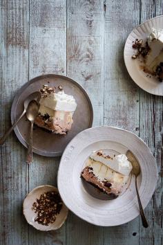 
                    
                        Frozen Custard Cake
                    
                