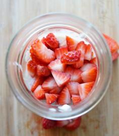 
                    
                        Overnight Oats | tomatoboots.co | #strawberryvanilla
                    
                