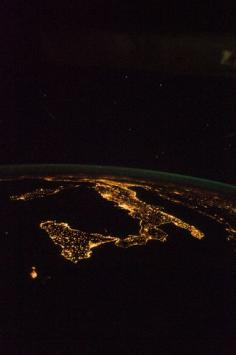 
                    
                        Italy at Night (NASA, International Space Station, 08/18/12)   #TuscanyAgriturismoGiratola
                    
                