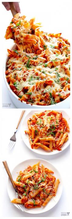 
                    
                        Chicken Parmesan Baked Ziti -- all you need are 6 ingredients for this delicious meal! | gimmesomeoven.com #pasta
                    
                