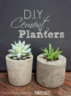 DIY ceramic planters, maceteros de moldes de cemento. Evaluar el modelo para cerlo con botellas de PVC como moldes