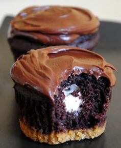 
                    
                        Hershey’s S’mores Cupcake Mix - #Chocolate, #Cupcake, #Recipe
                    
                