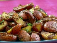 
                    
                        Crispy Coriander Potatoes  Cut potatoes first, then boiled them  Drain potatoes and dry with towel – if any h20 on them they won’t crisp up! (Drain on paper towel)  Used cast iron skillet  Be generous oil – will help crisp up potatoes
                    
                