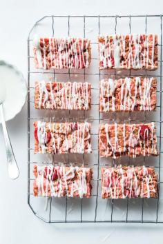 
                    
                        STRAWBERRY COCONUT MARSHMALLOW TREATS
                    
                