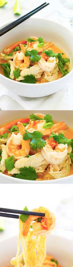 
                    
                        Coconut Curry Noodle Bowl – incredibly delicious, light, and refreshing Coconut Curry Noodle Bowl topped with chicken, shrimp, and herbs | rasamalaysia.com
                    
                