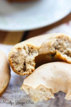 Banana Bread Donuts with Brown Butter Glaze recipe. Yum food breads / bakery idea. Great for breakfast / brunch recipe idea.