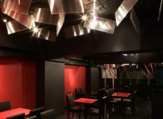
                    
                        Light Cave Bar & Restaurant by Moriyuki Ochiai Architects, Tokyo – Japan » Retail Design Blog
                    
                