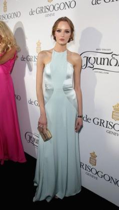 
                    
                        Elizabeth's Wardrobe| Daria Strokous at the de Grisogono Divine in Cannes Party
                    
                