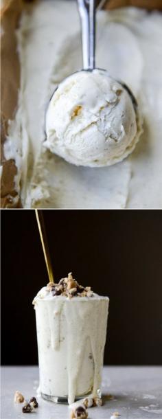 
                    
                        The EASIEST no-churn (!!!) vanilla bean ice cream and homemade blizzards! I howsweeteats.com
                    
                