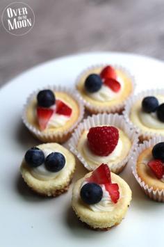 
                    
                        4th of July Mini Cheesecakes recipe. So easy and festive!
                    
                