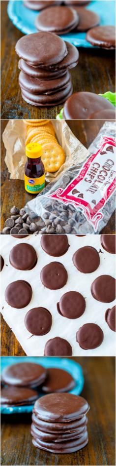 Homemade Thin Mints (no-bake, vegan) - Only 3 ingredients in this spot-on copycat version of real Thin Mints!  Ridiculously easy recipe @Averie Sunshine {Averie Cooks} Sunshine {Averie Cooks} Sunshine {Averie Cooks} Sunshine {Averie Cooks}