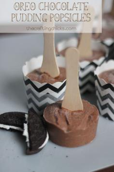 Oreo Chocolate Pudding Popsicles by the Crafting Chicks | Today's Creative Blog