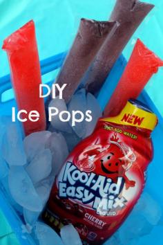 Stay Cool This Summer With #DIY Ice Pops - Find Kool-Aid Easy Mix at @Walmart! #howto #PourMoreFun #ad