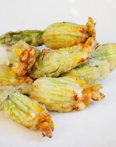 Stuffed Fried Zucchini Blossoms recipe with great step by step instructions -  So pleased to have found the recipe to this pretty, delicate & satisfyingly crunchy treat with a warm & creamy centre =D