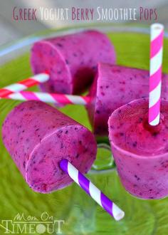 This is a great alternative for DIY ice cream / cold treats! Greek Yogurt Berry Smoothie Pops recipe