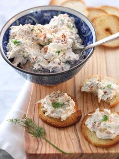 Smoked Salmon Spread #recipe on foodiecrush.com #appetizer #dip