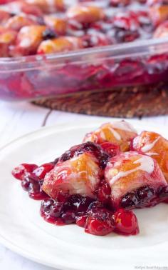 
                    
                        BUBBLE BERRY COBBLER
                    
                