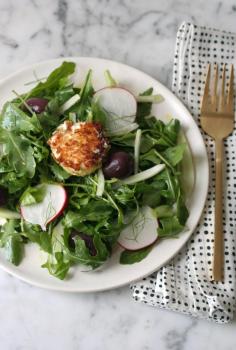 Arugula salad with pistachio crusted goat cheese