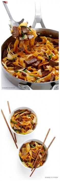 Beef Chow Fun -- its easy to make this classic beef and noodles dish homemade! | http://gimmesomeoven.com http://uggbootstore.blogspot.com/  Nice ugg shoes #uggg#ugg slipper #ugg #uggboots# boots in winter #shoes for sale just $89.6