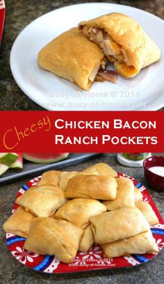 A Five-Ingredient, Fast and Easy Lunch Recipe - Chicken Bacon Ranch Pockets #FoodDeservesDelicious #shop #cbias #chicken #recipe #easylunch @Kraft Recipes
