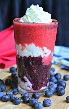 Layered Berry Daiquiri: Skinny Red White and Blue Daiquiri. #cocktail #recipe