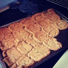 Healthy Peanut Butter cookies! Only 36 calories per cookie!  Ingredients: 1 Cup Peanut butter 1 Cup honey 1 TSP baking soda 1 egg  Mix the peanut butter and honey first then add in the egg and baking soda. Bake for 10 minutes on 350 degrees. Theyre delicious! .... Excellent snack idea! You know, PB cookies always taste better "criss-crossed."