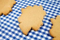 
                    
                        SuckUK's Queen's Head Cookie Cutter Celebrates the Ruler #cookies trendhunter.com
                    
                