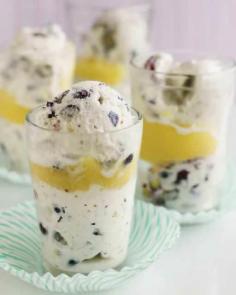 Such a marvelously summery flavour pairing: Homemade Blueberry Ice Cream with Lemon Curd. #food #ice_cream #lemon_curd #blueberries