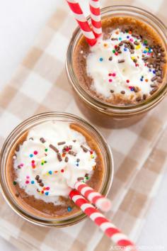 Chocolate plátano Smoothie #healthy #recipe #smoothie | Recetas fáciles japoneses en JustOneCookbook.com